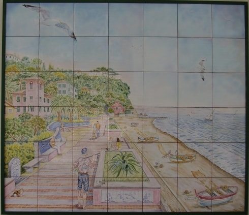 Ceramiche d-Arte di Albisola - Pannello in maiolica, dipinto con veduta della passeggiata a mare di Albisola Superiore.